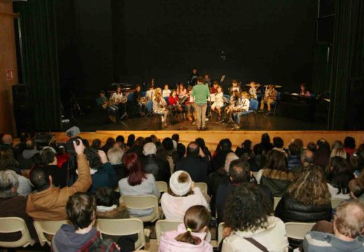 O alumnado da Escola Municipal de Música de Ordes ofrece o seu concerto de aninovo